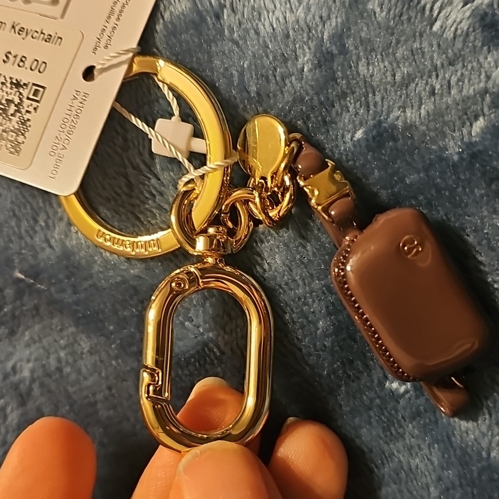 Lululemon Nwts Everywhere Belt Bag Charm Keychain. Sold Out! GNPL/GOLD!!